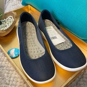 NWT RARE Crocs Reviva Shoes
